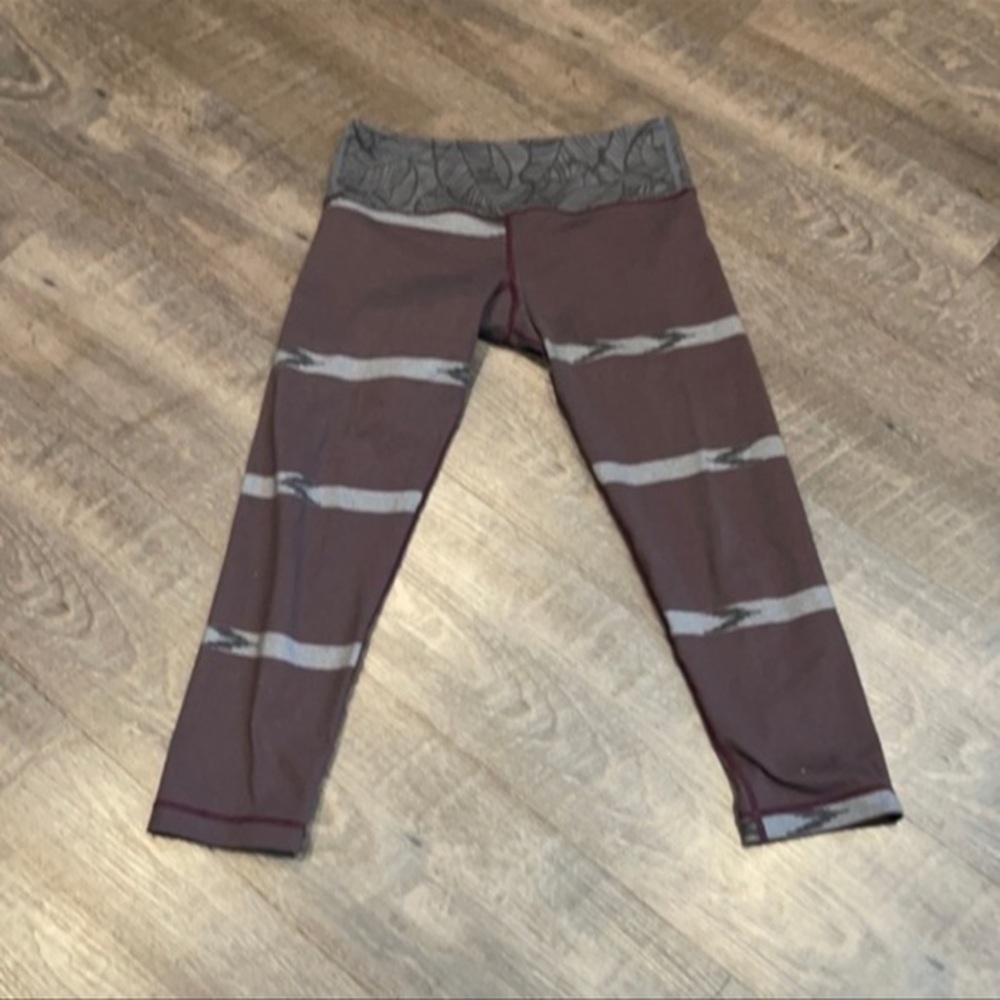 VUORI Aztec Capri leggings